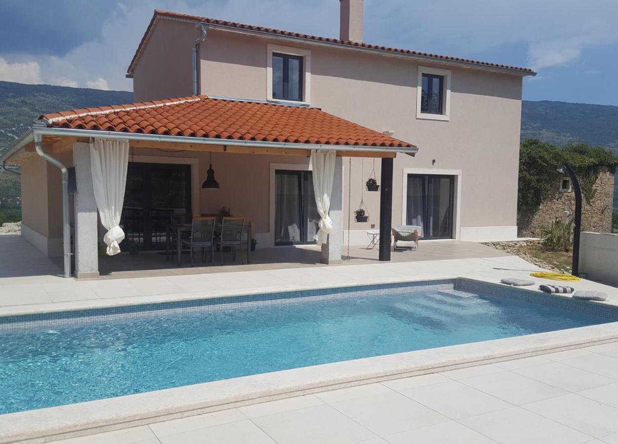 Villa Des4u *